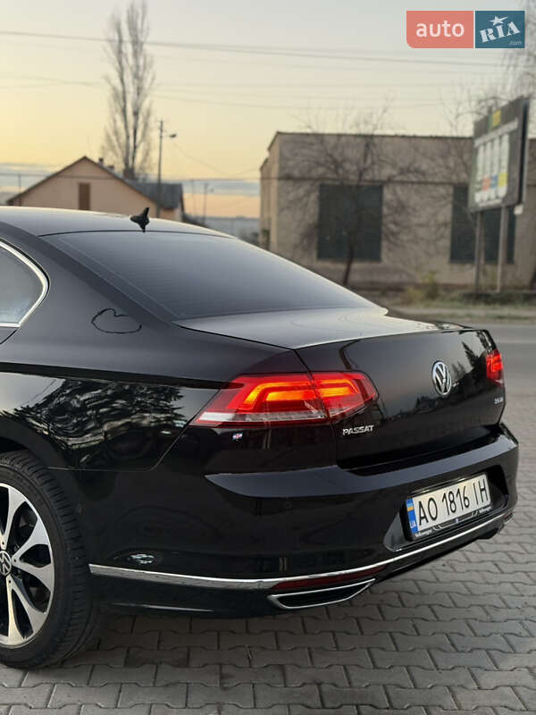 Седан Volkswagen Passat 2018 в Виноградове фото 5 Седан Volkswagen Passat 2018 в Виноградове