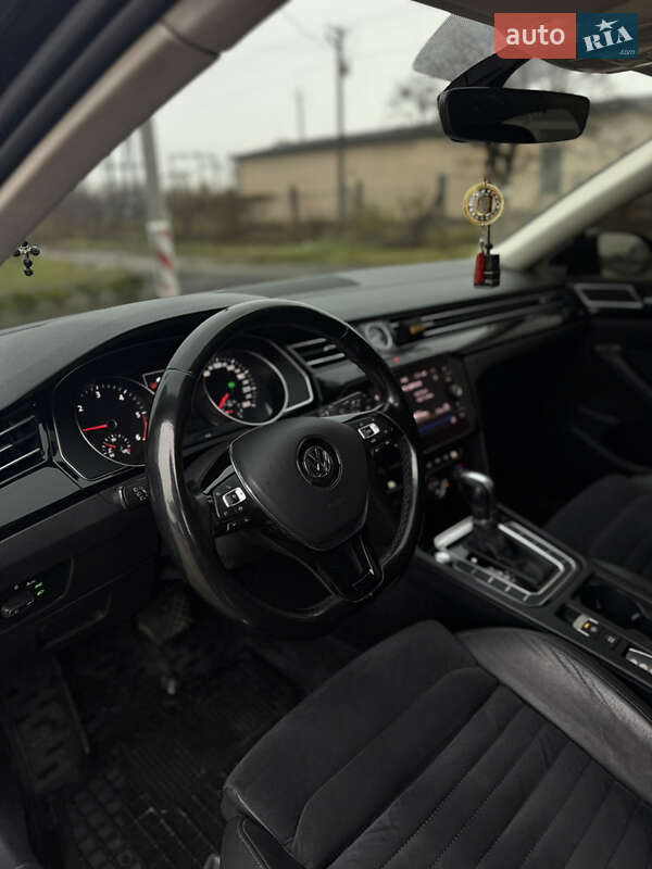 Седан Volkswagen Passat 2018 в Виноградове фото 49 Седан Volkswagen Passat 2018 в Виноградове