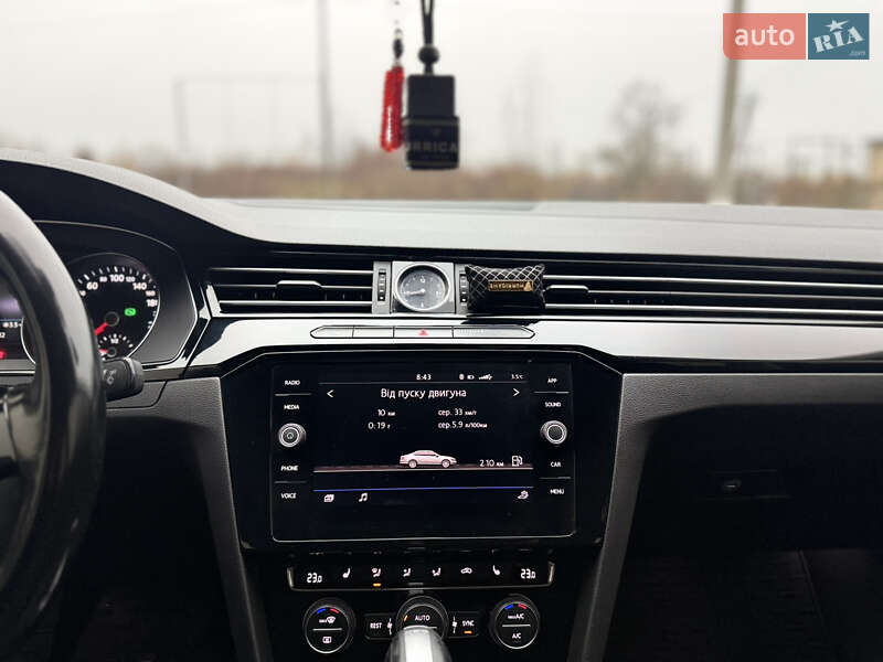 Седан Volkswagen Passat 2018 в Виноградове фото 53 Седан Volkswagen Passat 2018 в Виноградове