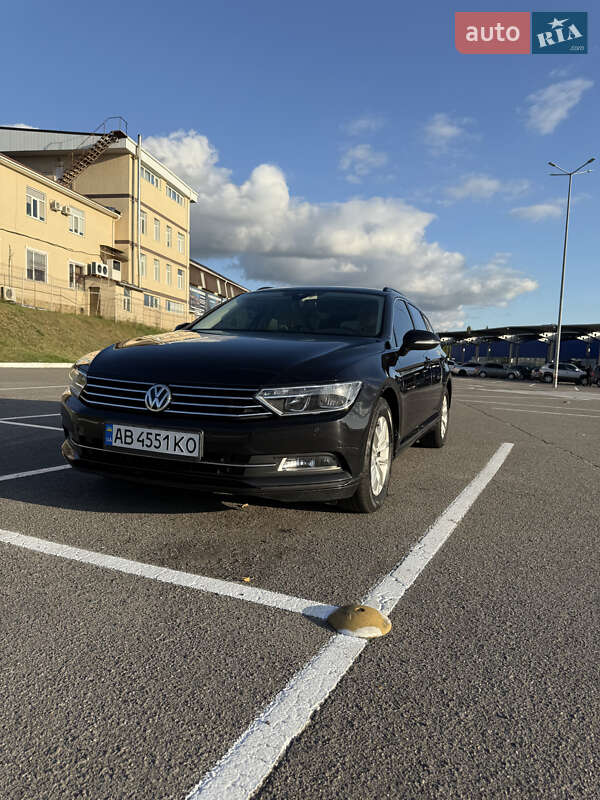 Універсал Volkswagen Passat 2018 в Вінниці