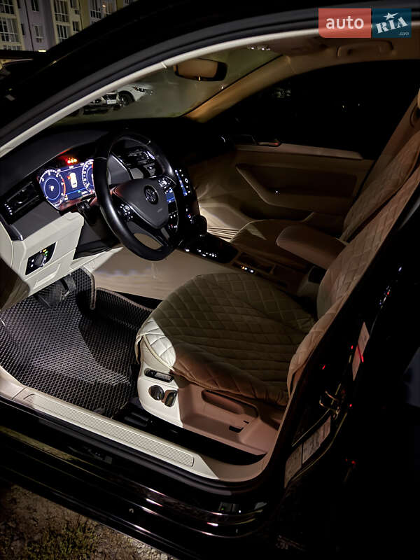 Універсал Volkswagen Passat 2018 в Вінниці