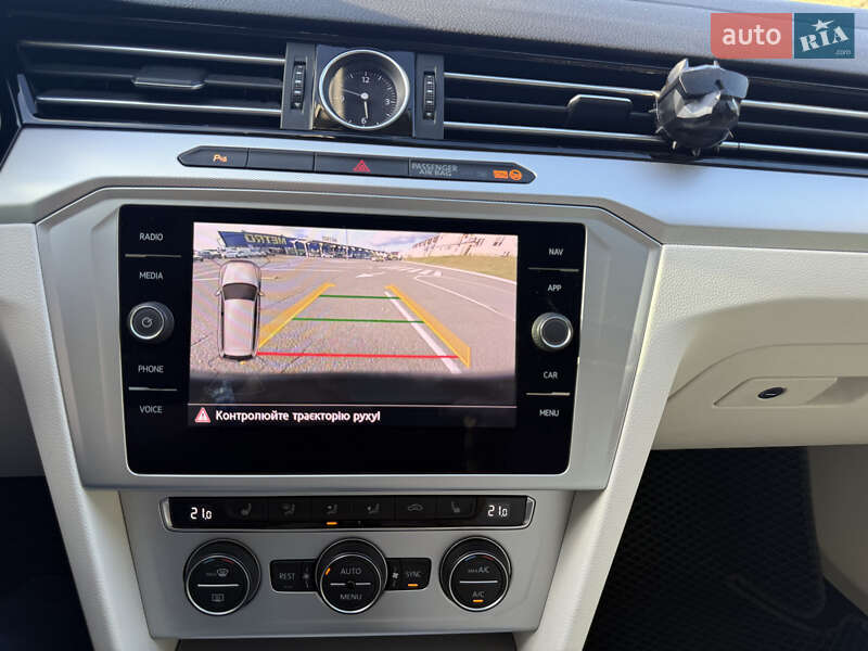 Універсал Volkswagen Passat 2018 в Вінниці
