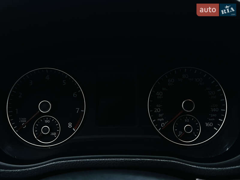 Седан Volkswagen Passat 2012 в Харькове