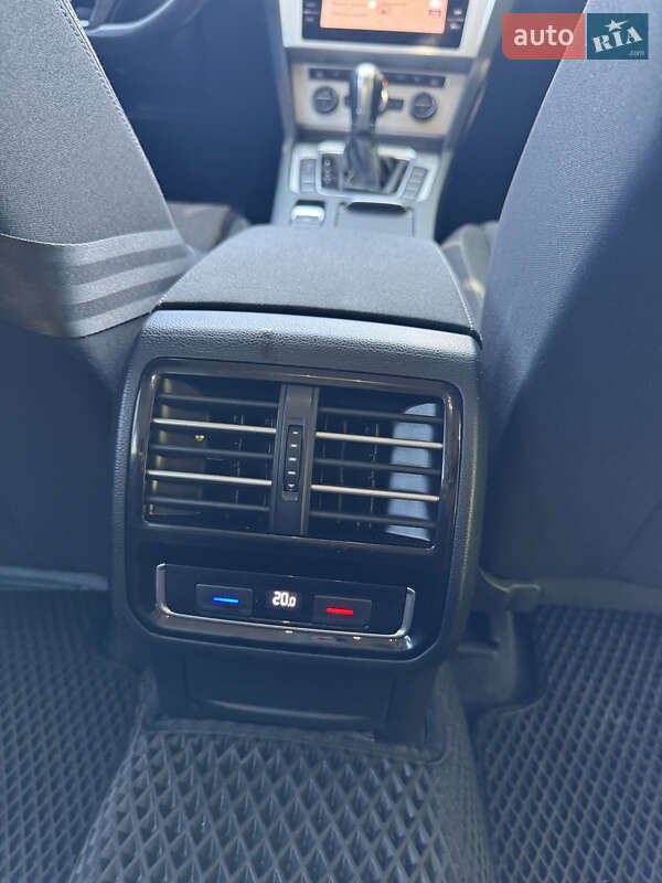 Универсал Volkswagen Passat 2017 в Великой Багачке фото 13 Универсал Volkswagen Passat 2017 в Великой Багачке