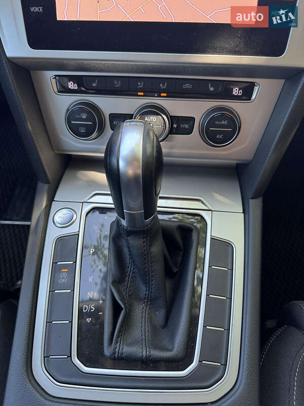 Универсал Volkswagen Passat 2017 в Великой Багачке фото 14 Универсал Volkswagen Passat 2017 в Великой Багачке