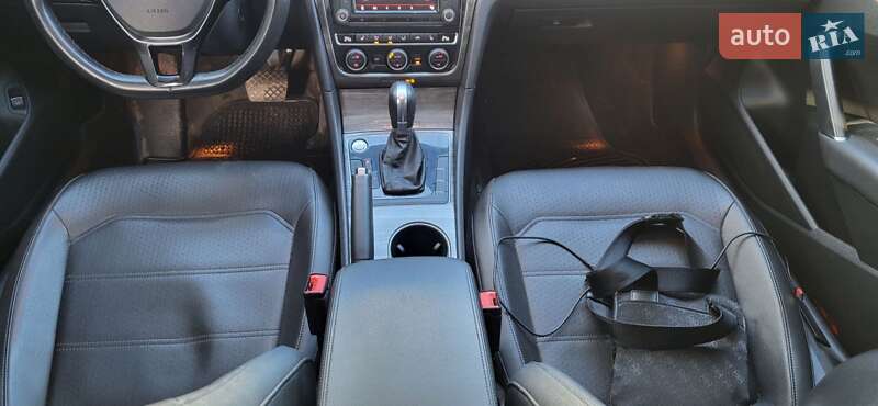 Седан Volkswagen Passat 2016 в Кропивницком