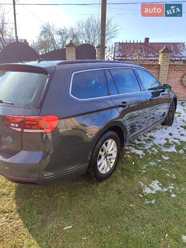 Универсал Volkswagen Passat 2021 в Луцке фото 6 Универсал Volkswagen Passat 2021 в Луцке