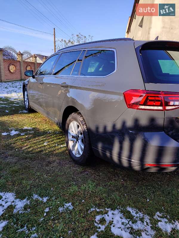 Универсал Volkswagen Passat 2021 в Луцке фото 14 Универсал Volkswagen Passat 2021 в Луцке