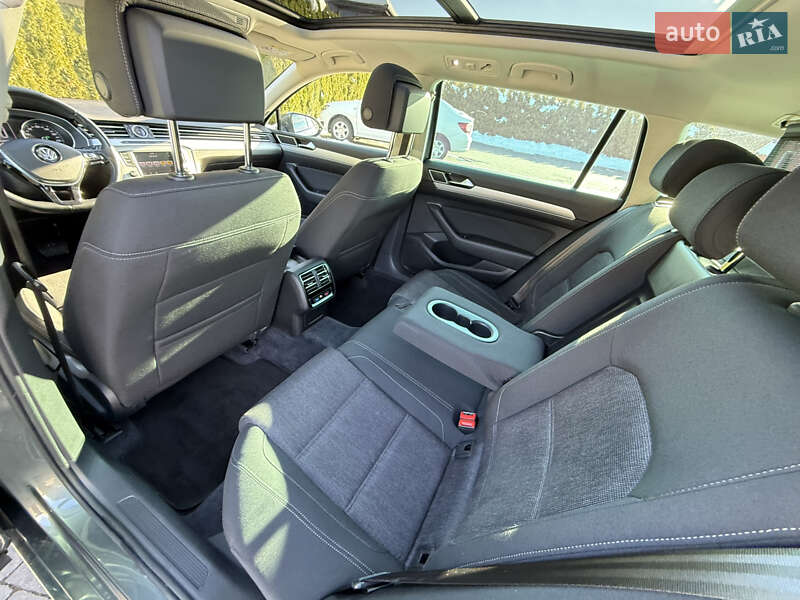 Универсал Volkswagen Passat 2016 в Стрые фото 51 Универсал Volkswagen Passat 2016 в Стрые