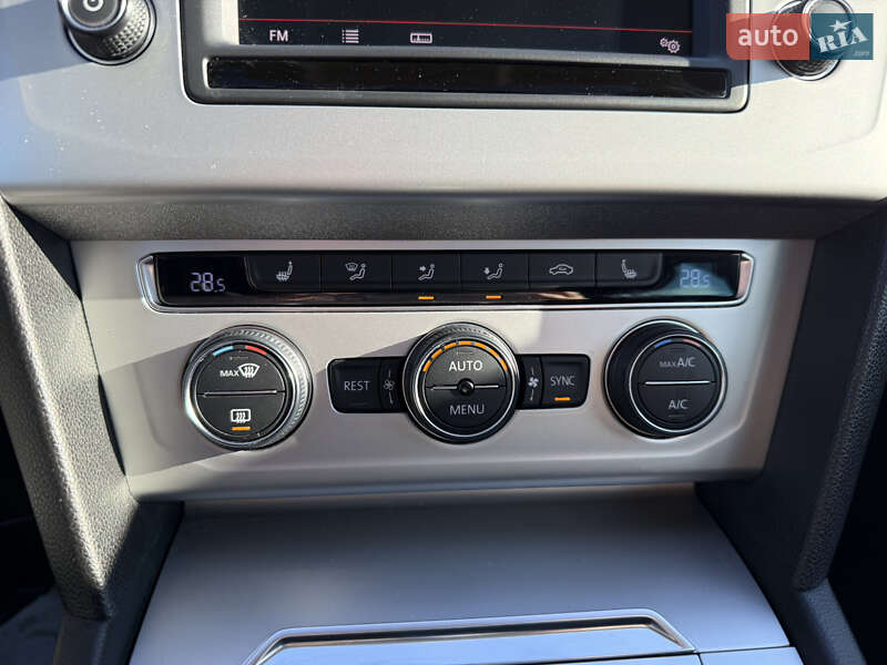 Универсал Volkswagen Passat 2016 в Стрые фото 61 Универсал Volkswagen Passat 2016 в Стрые