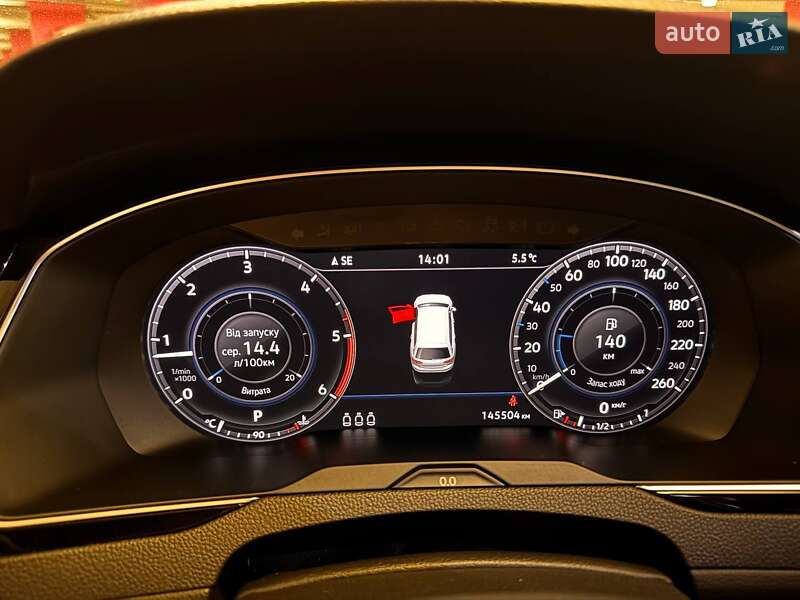 Универсал Volkswagen Passat 2018 в Киеве