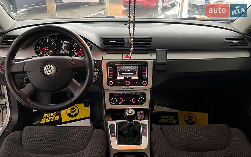 Универсал Volkswagen Passat 2010 в Шептицькому