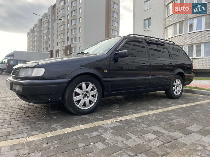 Универсал Volkswagen Passat 1994 в Виннице