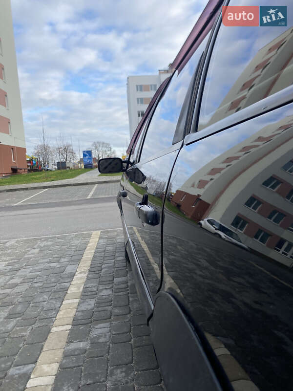 Универсал Volkswagen Passat 1994 в Виннице