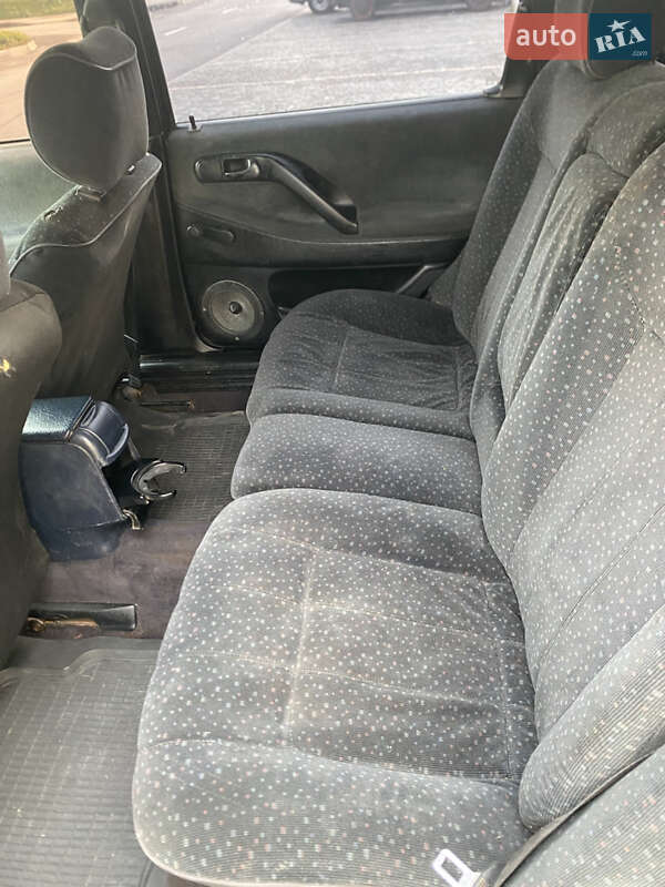 Универсал Volkswagen Passat 1994 в Виннице