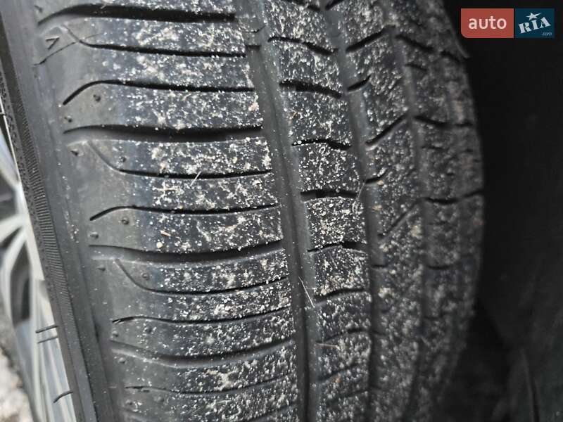 Седан Volkswagen Passat 2020 в Києві