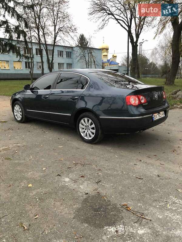 Седан Volkswagen Passat 2006 в Теофіполі