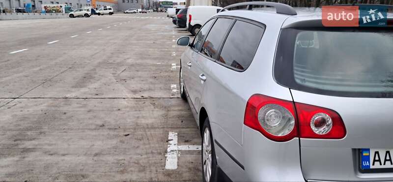 Универсал Volkswagen Passat 2006 в Киеве