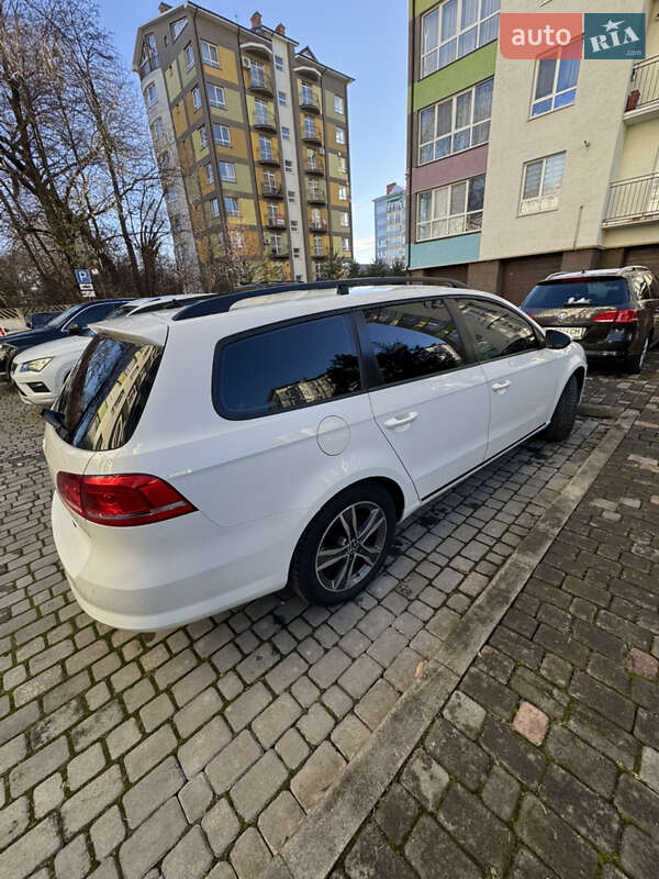 Универсал Volkswagen Passat 2013 в Ивано-Франковске