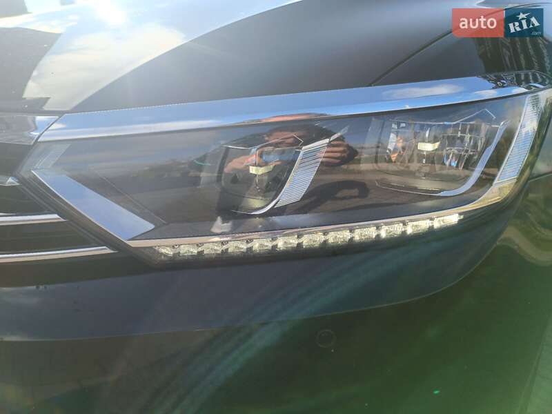 Универсал Volkswagen Passat 2016 в Стрые