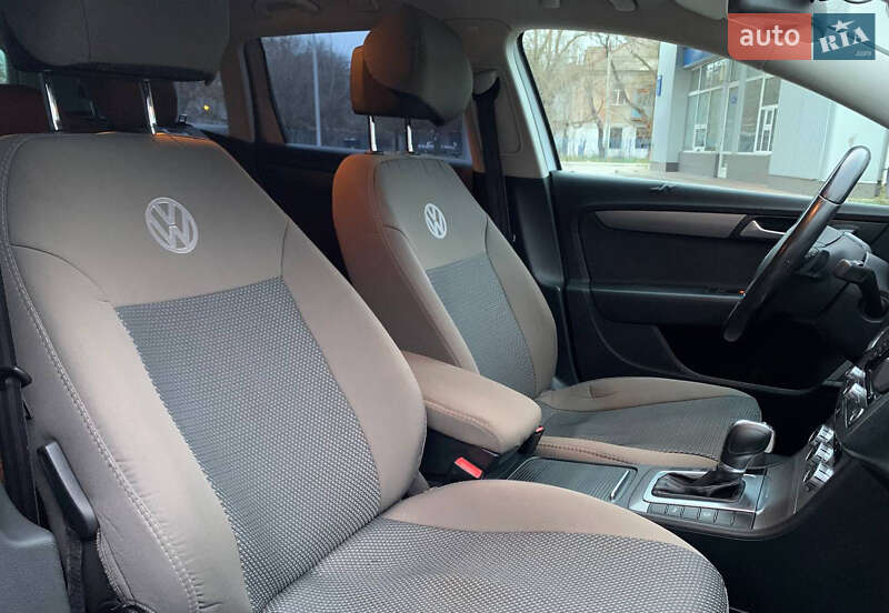 Универсал Volkswagen Passat 2014 в Николаеве
