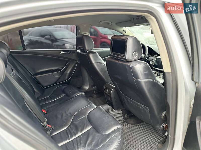 Седан Volkswagen Passat 2006 в Харкові