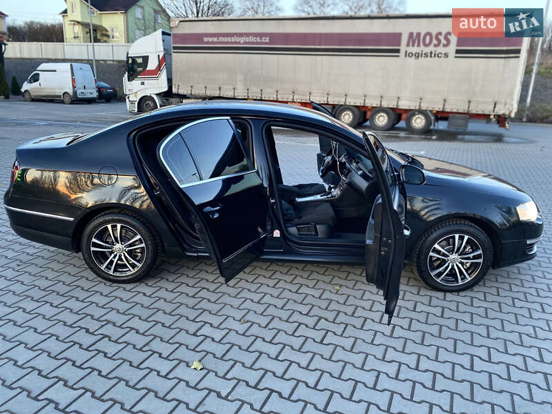 Седан Volkswagen Passat 2005 в Дунаевцах