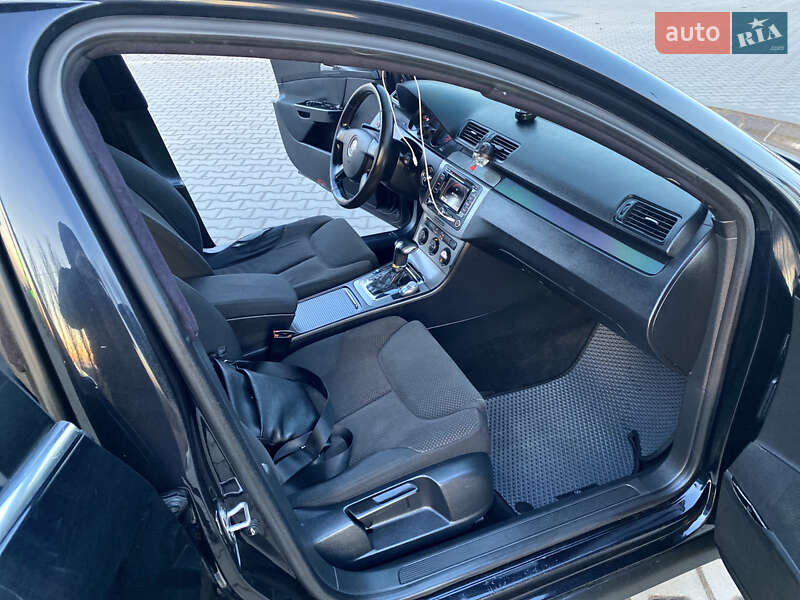 Седан Volkswagen Passat 2005 в Дунаевцах