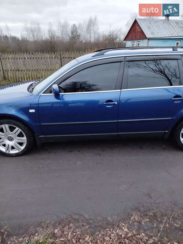 Универсал Volkswagen Passat 2003 в Житомире