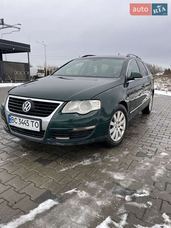 Универсал Volkswagen Passat 2006 в Яворове