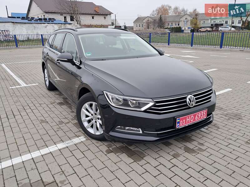 Универсал Volkswagen Passat 2018 в Нововолынске