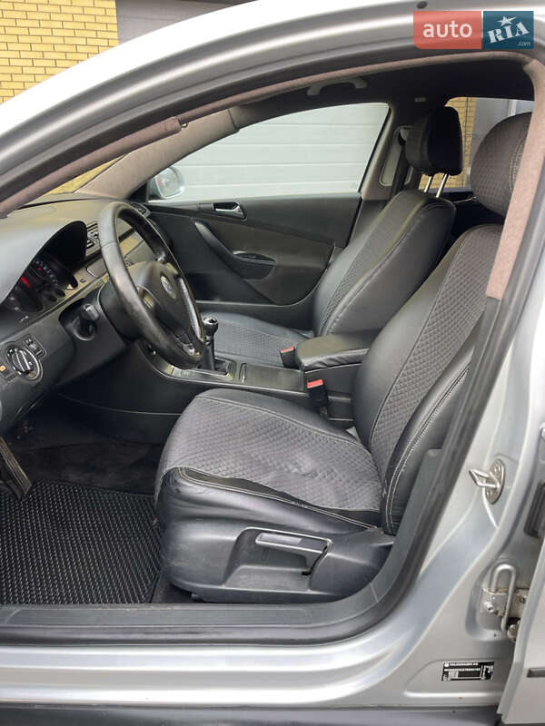 Седан Volkswagen Passat 2007 в Харкові