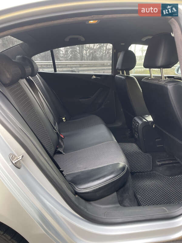 Седан Volkswagen Passat 2007 в Харкові