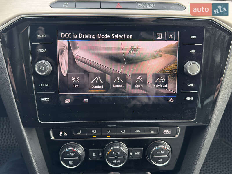 Универсал Volkswagen Passat 2018 в Софиевской Борщаговке фото 48 Универсал Volkswagen Passat 2018 в Софиевской Борщаговке