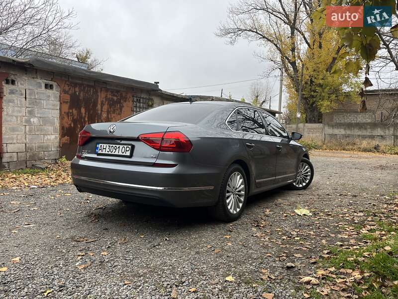 Седан Volkswagen Passat 2015 в Кривому Розі