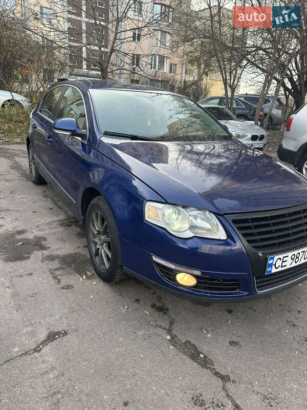 Седан Volkswagen Passat 2005 в Киеве