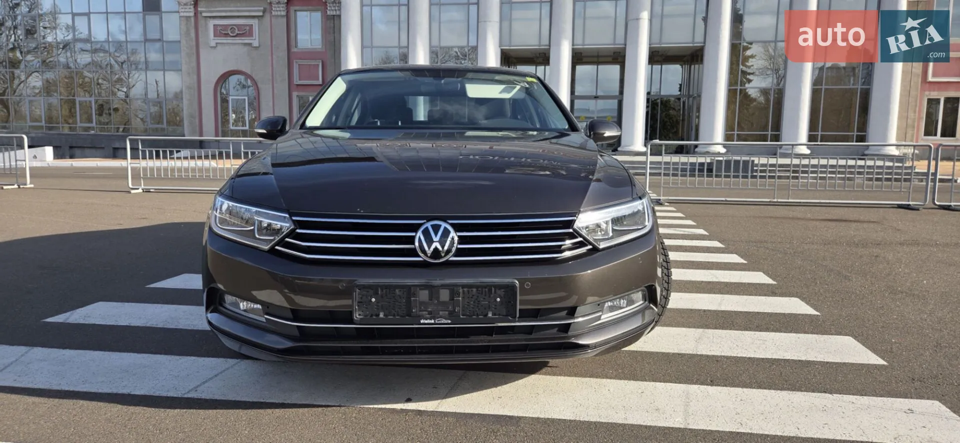 2016 Volkswagen Passat - мініатюра 3