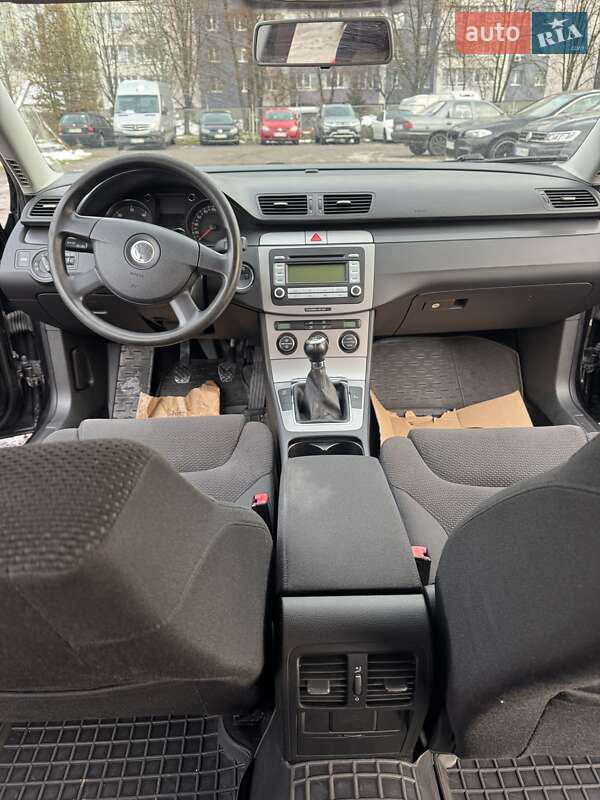 Универсал Volkswagen Passat 2006 в Львове