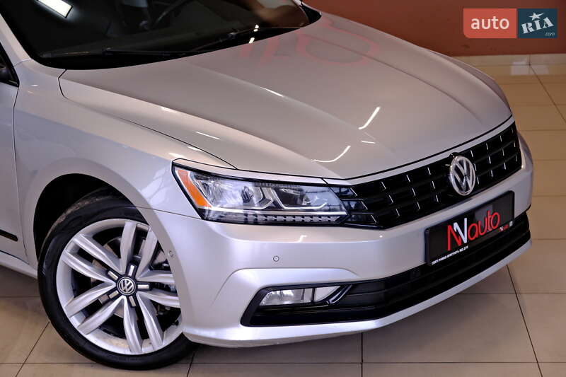 Седан Volkswagen Passat 2017 в Одесі