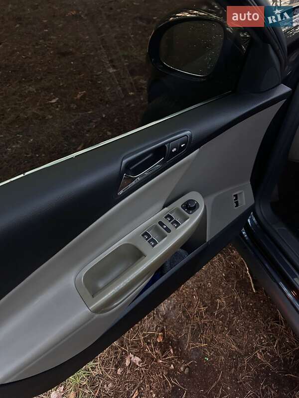 Седан Volkswagen Passat 2006 в Сумах