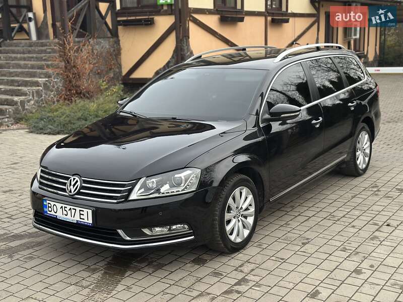 Универсал Volkswagen Passat 2014 в Хмельницком