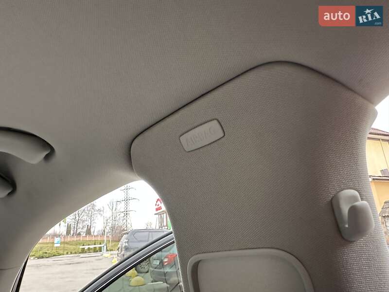 Универсал Volkswagen Passat 2014 в Хмельницком