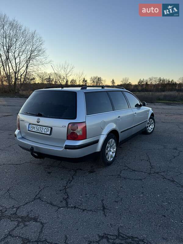 Универсал Volkswagen Passat 2002 в Котельве