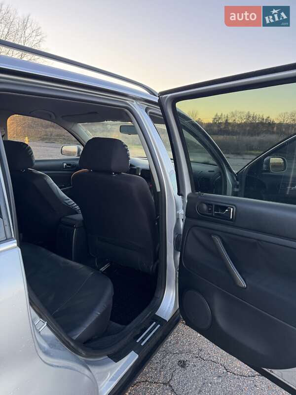 Универсал Volkswagen Passat 2002 в Котельве