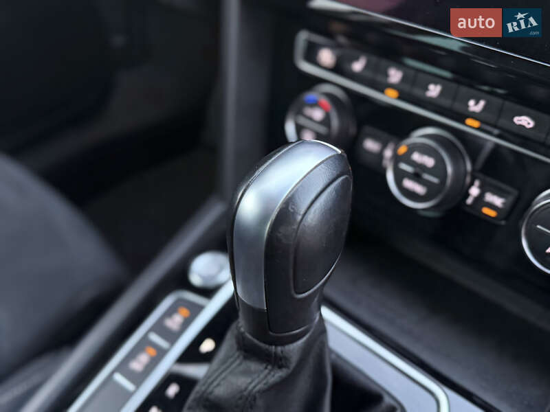 Универсал Volkswagen Passat 2020 в Луцке