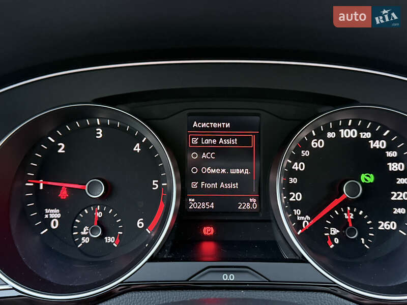 Универсал Volkswagen Passat 2020 в Луцке