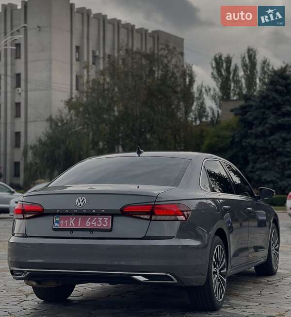 Седан Volkswagen Passat 2021 в Кременчуге