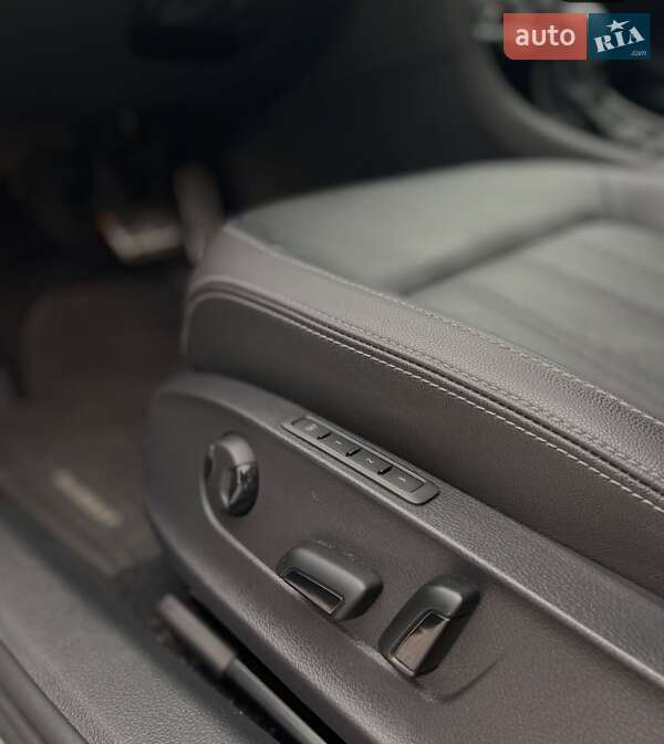 Седан Volkswagen Passat 2021 в Кременчуге