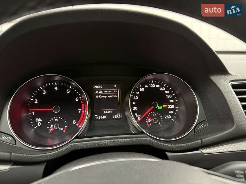 Седан Volkswagen Passat 2016 в Киеве