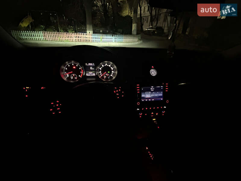 Седан Volkswagen Passat 2015 в Николаеве